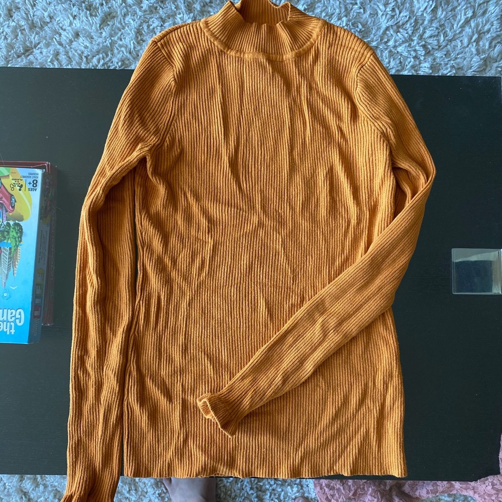 High neck sweater